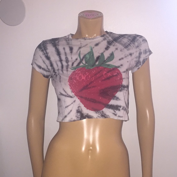 Strawberry TieDye open back crop top 🍓 - Picture 3 of 6